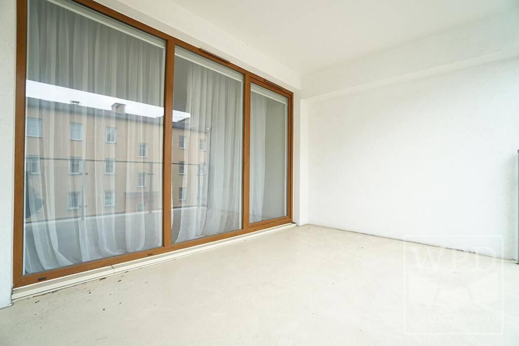 Big Apartment - Old Town - 3 Rooms - Private Parking Wroclaw Dış mekan fotoğraf