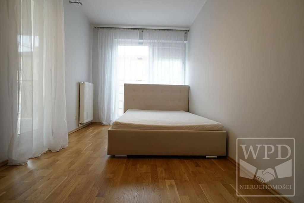 Big Apartment - Old Town - 3 Rooms - Private Parking Wroclaw Dış mekan fotoğraf